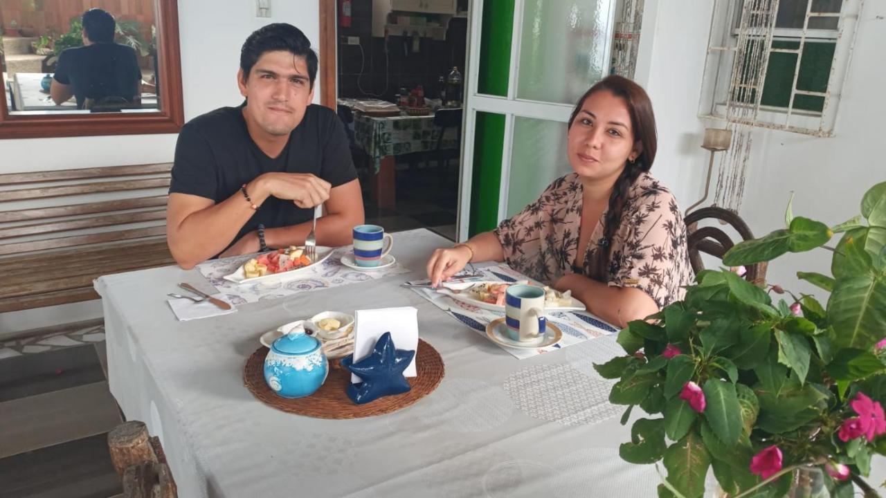 Hospedaje Algarrobo Machalilla Eksteriør bilde