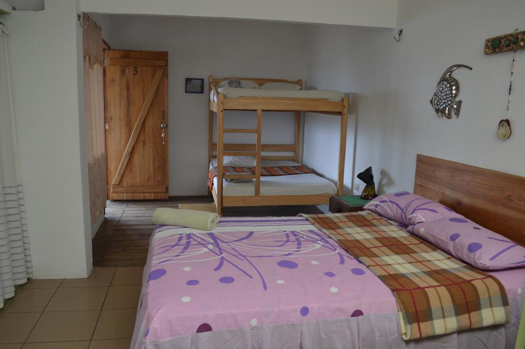 Hospedaje Algarrobo Machalilla Eksteriør bilde