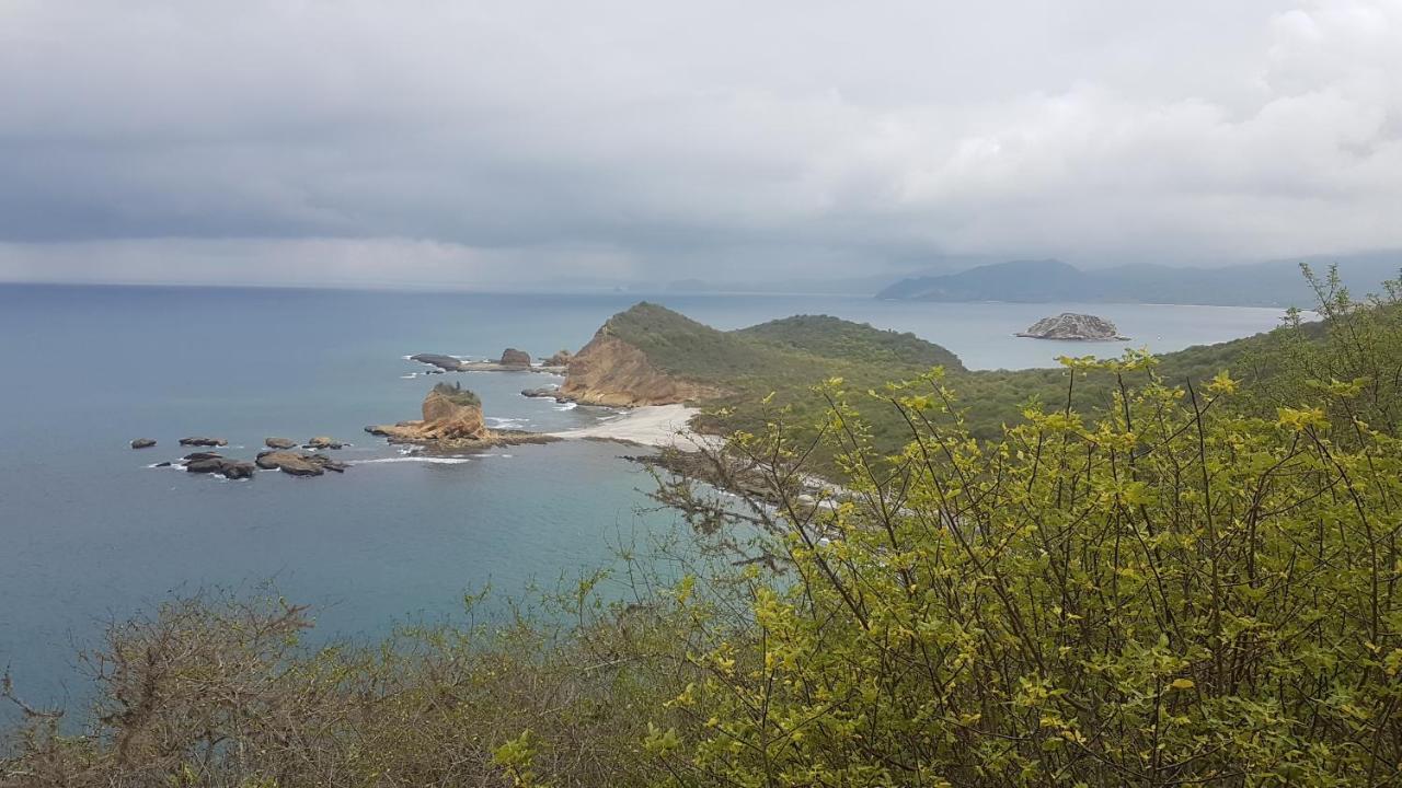 Hospedaje Algarrobo Machalilla Eksteriør bilde